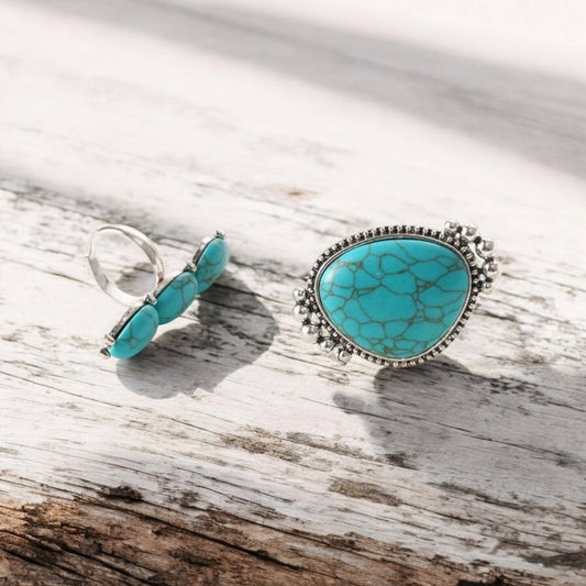 Making Statements Adjustable Blue Cowgirl Crackle Stone Rings: Rounder