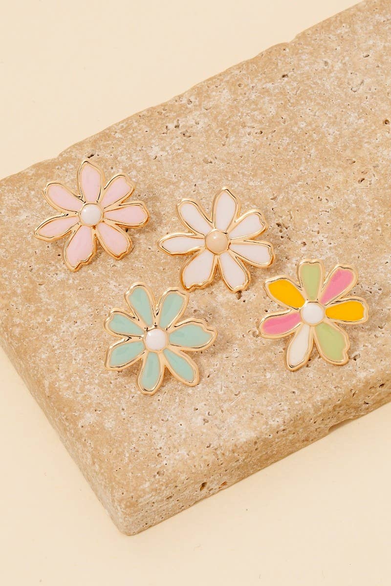Epoxy Flower Stud Earrings: WHITE & GOLD