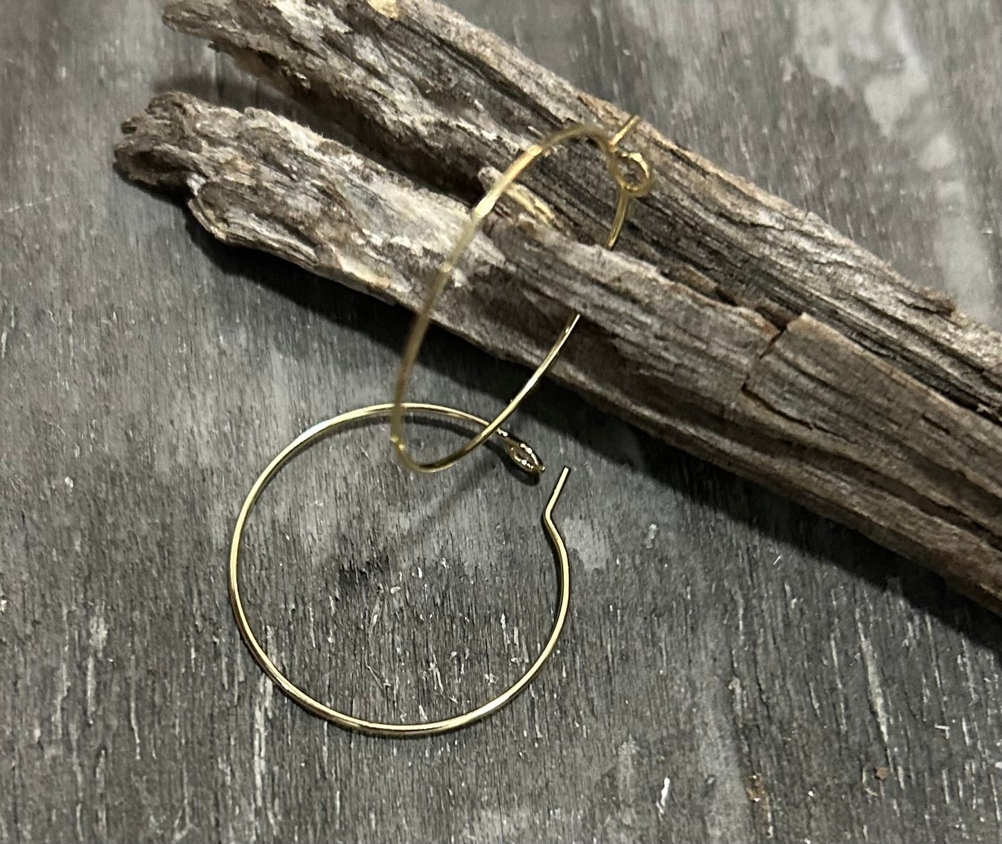 Dainty Gold Hoop Earrings