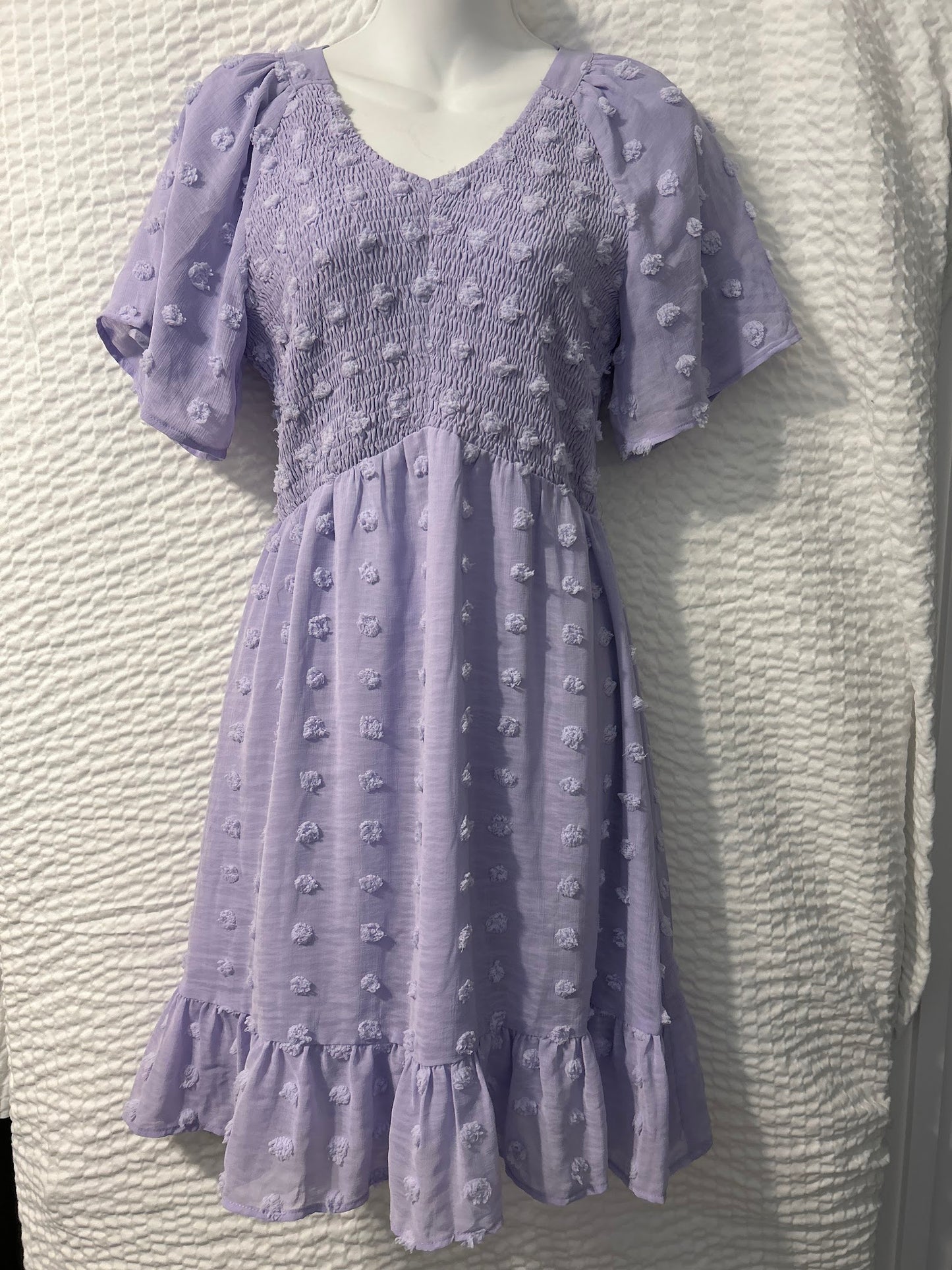 Lavender V-neck Shortsleeve Swiss Dot Dress M