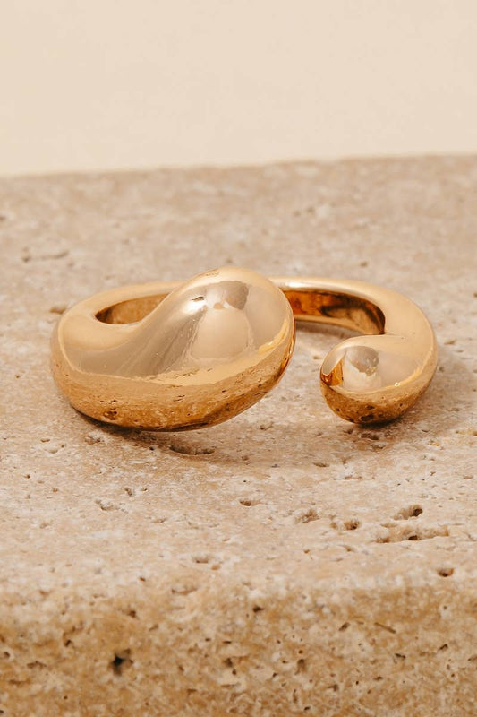 Round Metallic Tear Wrap Around Band Ring
