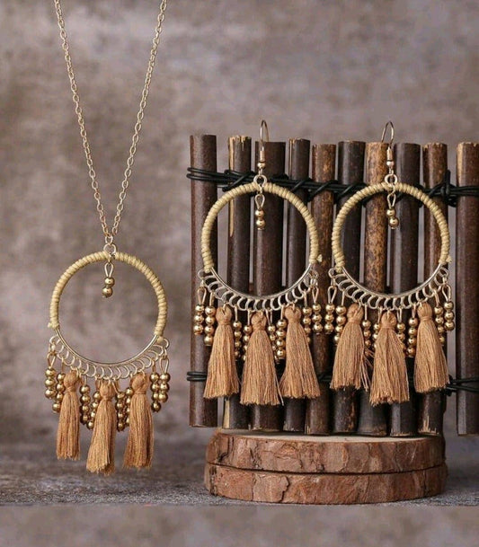 Moving To My Own Rhythm Necklace Set