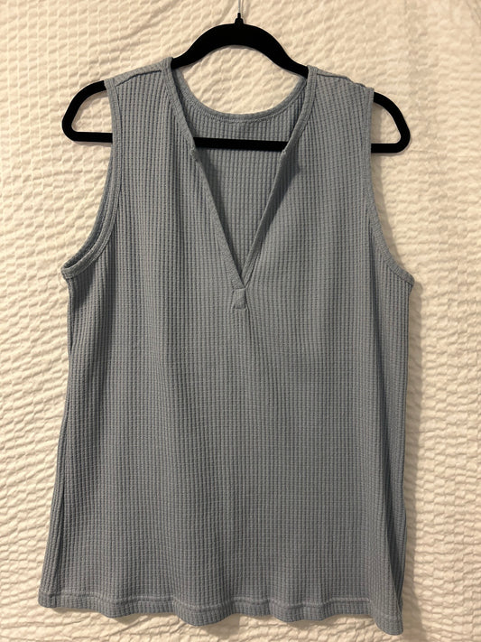 Blue Waffle print V-Neck Tank XL