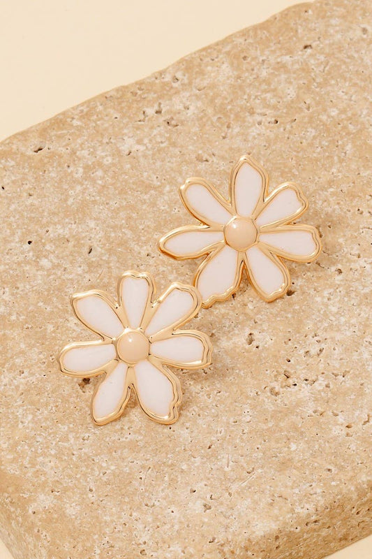 Epoxy Flower Stud Earrings: WHITE & GOLD