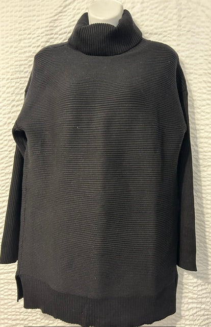 Black Turtleneck Sweater L